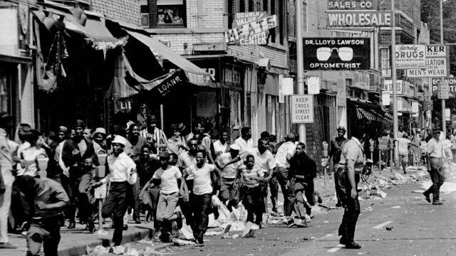 Zabijeme tě! 55 let od největšího rasového střetu v americkém městě